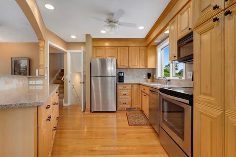 404 Ridge St, Algonquin, IL 60102 photo 8