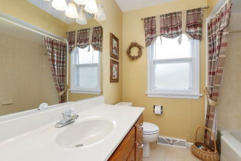 404 Ridge St, Algonquin, IL 60102 photo 17