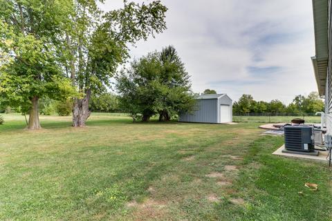 707 E 11th St, Delavan, IL 61734 photo 29