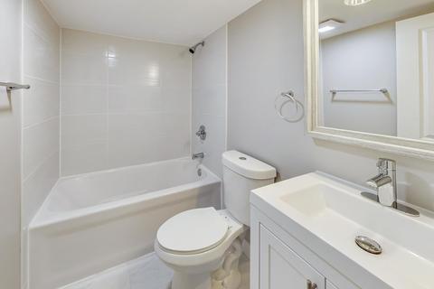 402 E 89th Pl, Chicago, IL 60619 photo 45