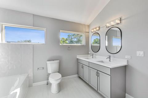402 E 89th Pl, Chicago, IL 60619 photo 24