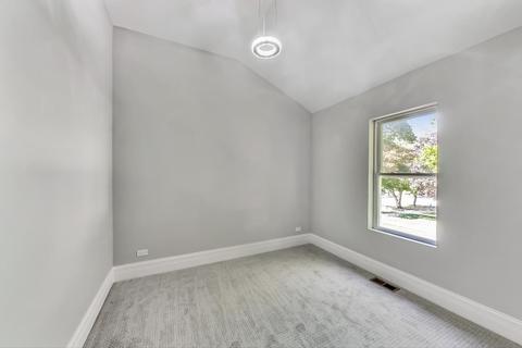 402 E 89th Pl, Chicago, IL 60619 photo 27