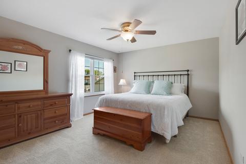 385 Pearson Cir, Naperville, IL 60563 photo 13