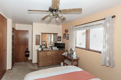 505 Aberdeen St, Hoffman Estates, IL 60169 photo 14