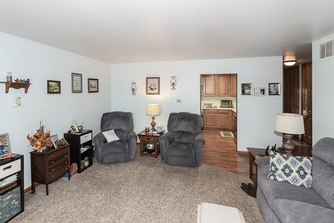 505 Aberdeen St, Hoffman Estates, IL 60169 photo 6