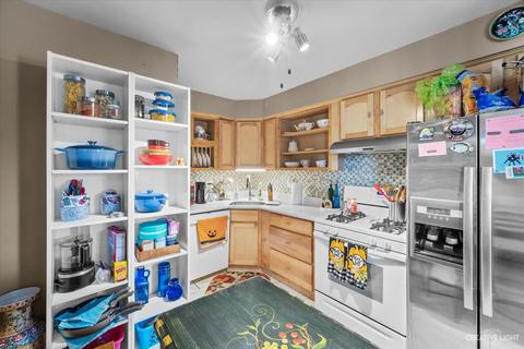 261 Gregory St #12, Aurora, IL 60504 photo 13