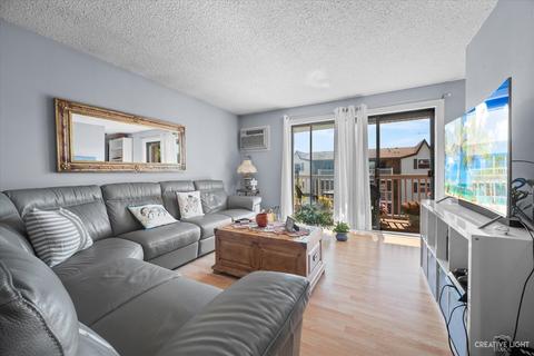 261 Gregory St #12, Aurora, IL 60504 photo 7
