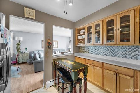 261 Gregory St #12, Aurora, IL 60504 photo 14