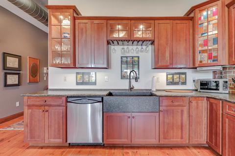 221 E Front St #5, Bloomington, IL 61701 photo 9