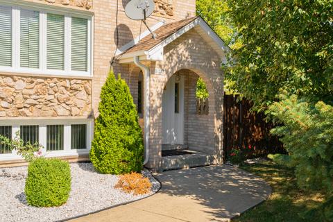 8012 W 83rd St, Bridgeview, IL 60455 photo 3