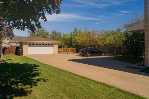 8012 W 83rd St, Bridgeview, IL 60455 photo 4