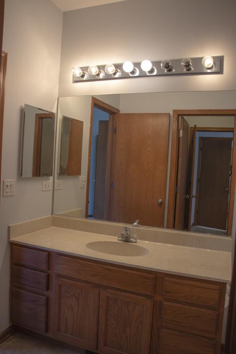 2801 Sarah Ct, Plano, IL 60545 photo 19