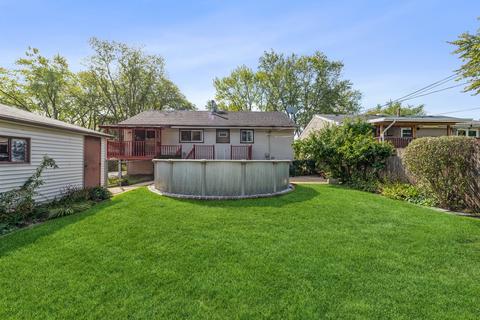1044 Kenilworth Dr, Wheeling, IL 60090 photo 16