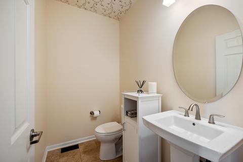 316 E 18th St, Chicago, IL 60616 photo 13