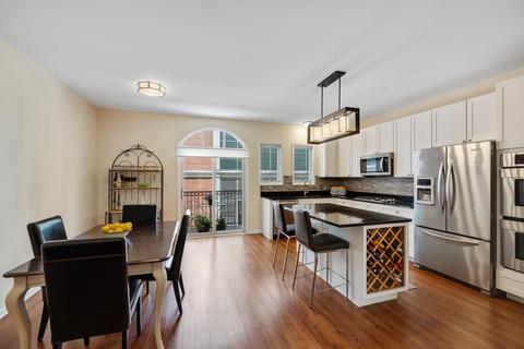 316 E 18th St, Chicago, IL 60616 photo 10