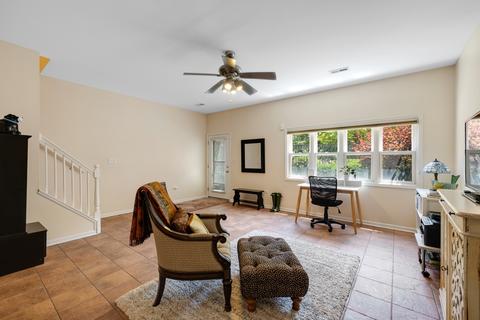 316 E 18th St, Chicago, IL 60616 photo 5