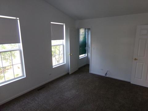 995 Symphony Dr, Aurora, IL 60504 photo 9