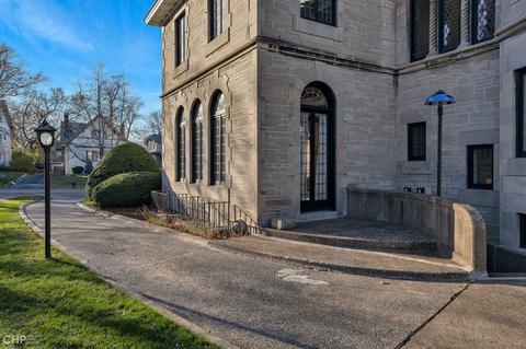 9155 S Pleasant Ave, Chicago, IL 60643 photo 7