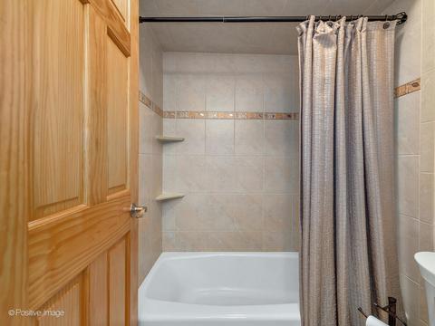 260 80th St, Willowbrook, IL 60527 photo 22
