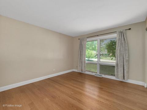 260 80th St, Willowbrook, IL 60527 photo 23