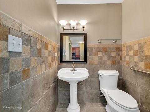260 80th St, Willowbrook, IL 60527 photo 28
