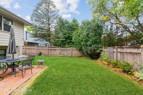 531 N Lyle Ave, Elgin, IL 60123 photo 4