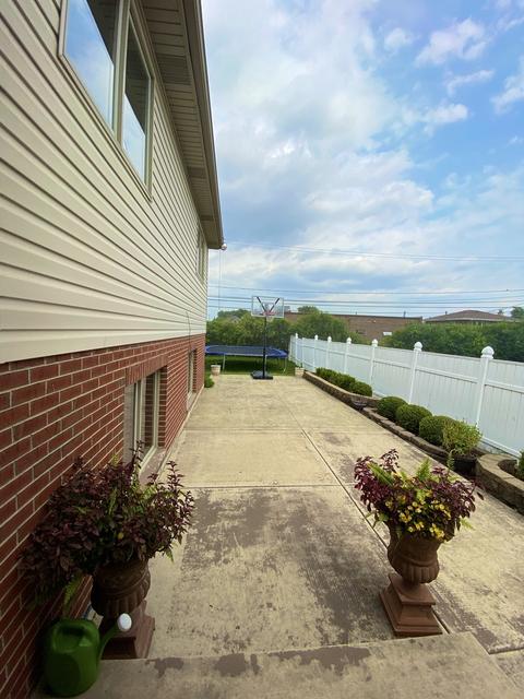 8409 S Thomas Ave, Bridgeview, IL 60455 photo 32