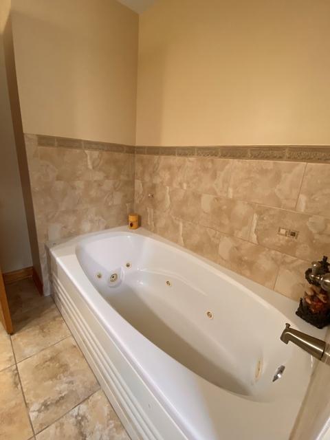 8409 S Thomas Ave, Bridgeview, IL 60455 photo 21