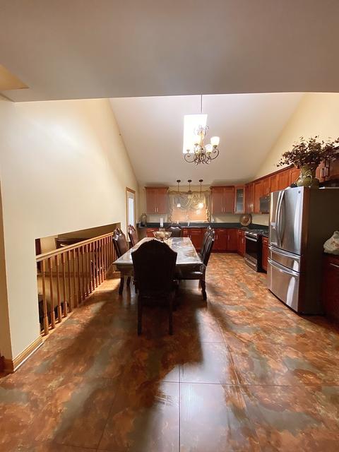 8409 S Thomas Ave, Bridgeview, IL 60455 photo 8