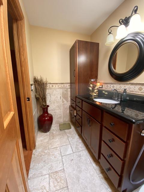 8409 S Thomas Ave, Bridgeview, IL 60455 photo 16