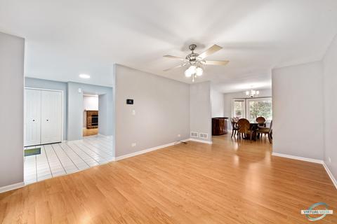 960 Millwood Dr, Bartlett, IL 60103 photo 15