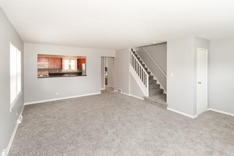 405 Elmhurst Rd, Mount Prospect, IL 60056 photo 4
