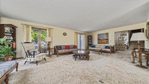 707 E Webster St, Polo, IL 61064 photo 7