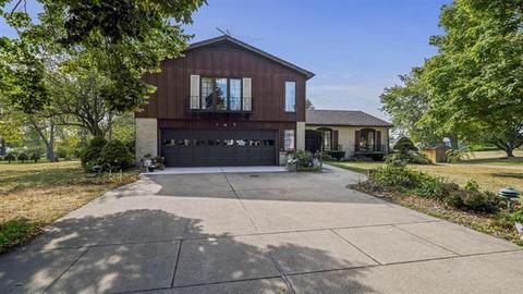 707 E Webster St, Polo, IL 61064 photo 1