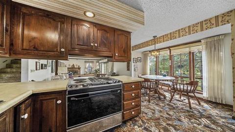 707 E Webster St, Polo, IL 61064 photo 5