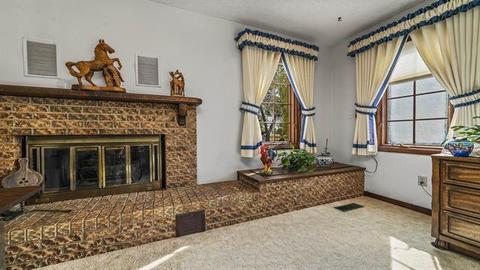 707 E Webster St, Polo, IL 61064 photo 11