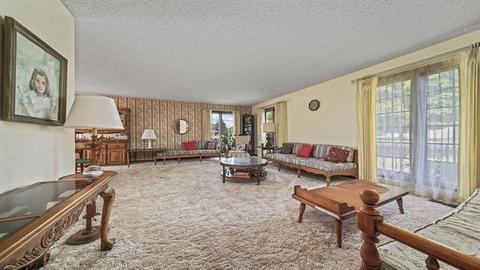 707 E Webster St, Polo, IL 61064 photo 8