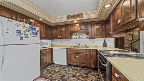 707 E Webster St, Polo, IL 61064 photo 4
