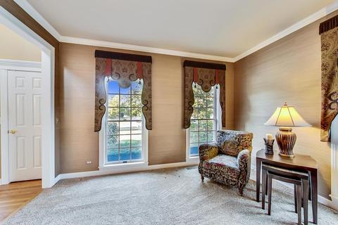 32 W631 Rochefort Ln, Wayne, IL 60184 photo 9