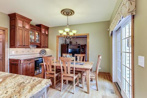 32 W631 Rochefort Ln, Wayne, IL 60184 photo 17