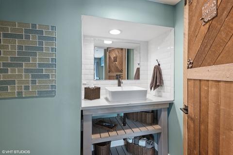 2037 Gladstone Dr, Wheaton, IL 60189 photo 21