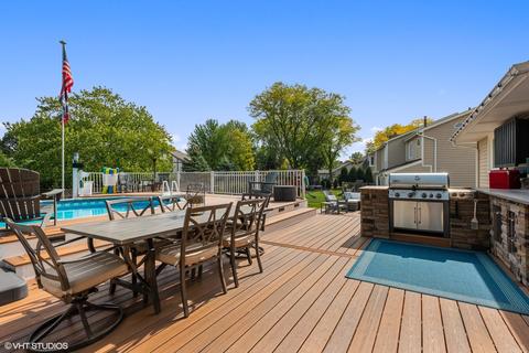 2037 Gladstone Dr, Wheaton, IL 60189 photo 11