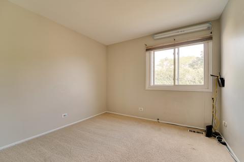 708 Scarborough Cir, Hoffman Estates, IL 60169 photo 14