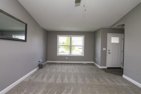 46 Winding Way, Bloomington, IL 61705 photo 9