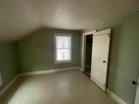 307 E Wall St, Morrison, IL 61270 photo 14