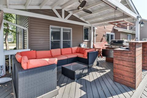 130 Barnes Rd, Elgin, IL 60124 photo 40