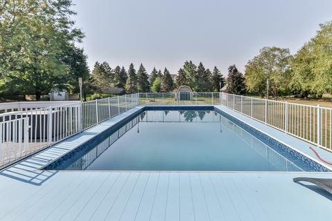 130 Barnes Rd, Elgin, IL 60124 photo 41