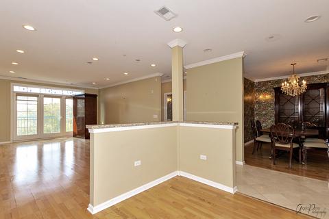 640 Mchenry Rd #407, Wheeling, IL 60090 photo 8