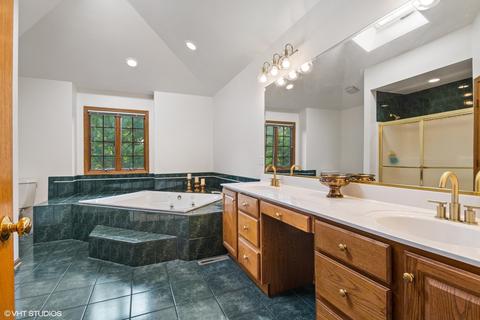 930 Doral Dr, Bartlett, IL 60103 photo 22