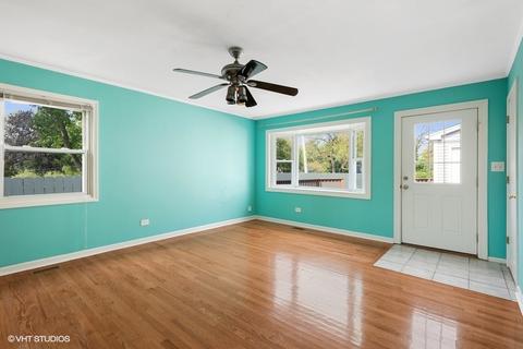 1003 Childs St, Wheaton, IL 60187 photo 4